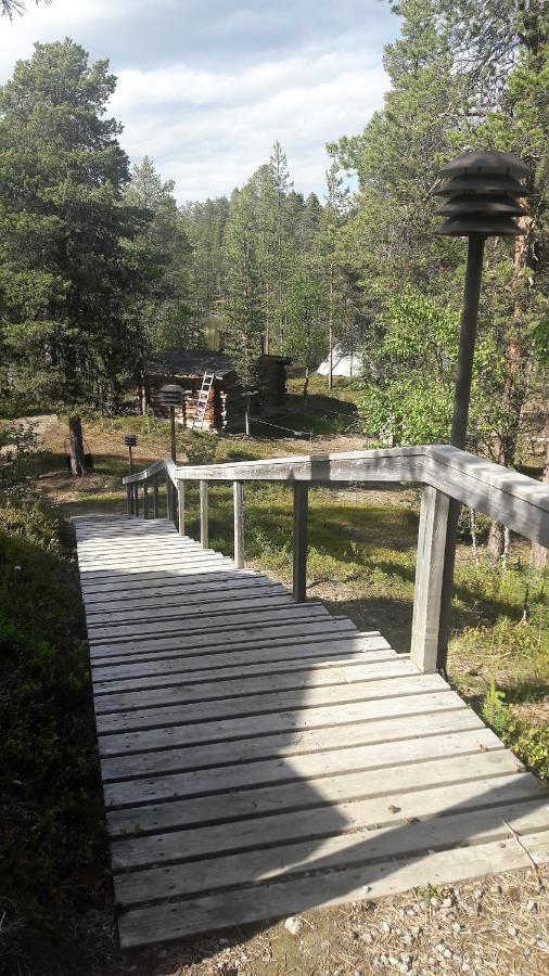 Cabin At Huskies Farm Inari Exterior photo